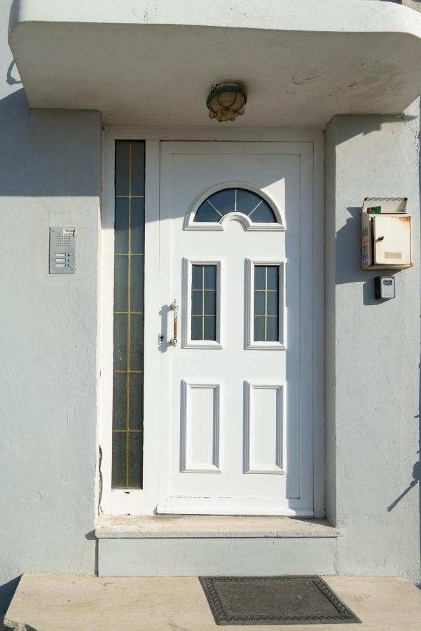 Spacious House With Seaview Ираклио Екстериор снимка