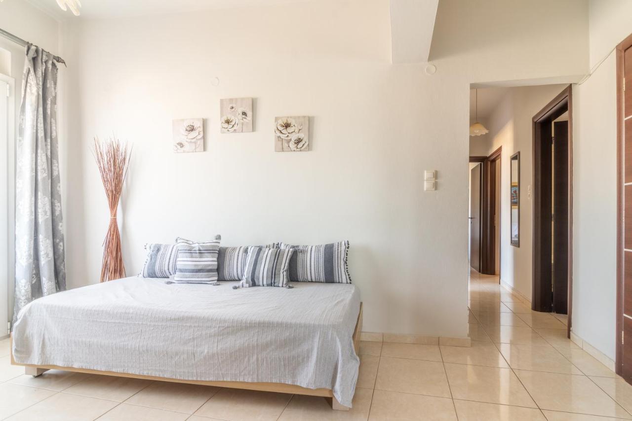 Spacious House With Seaview Ираклио Екстериор снимка