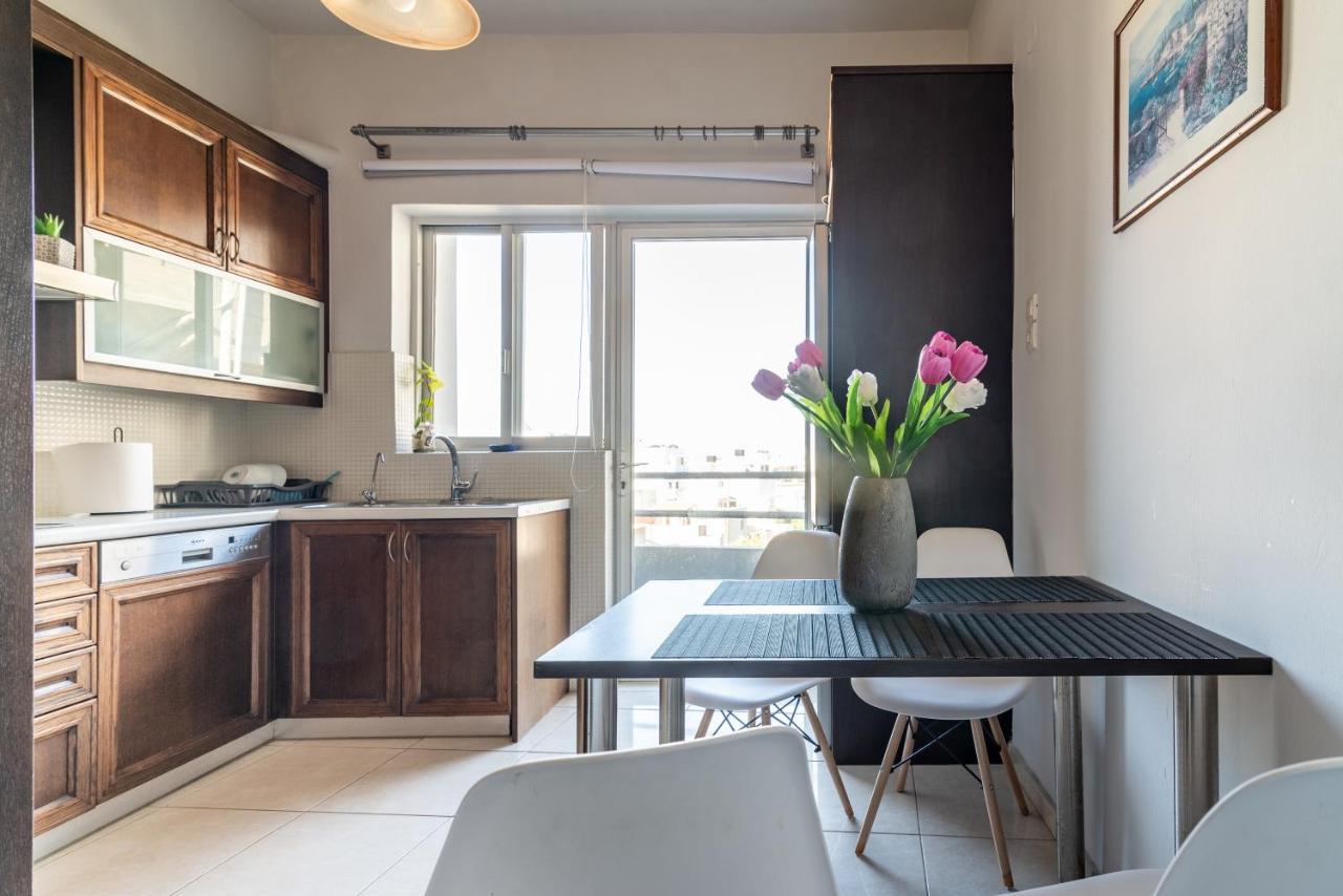 Spacious House With Seaview Ираклио Екстериор снимка
